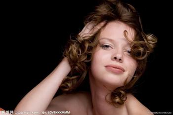 ��������ƾ߹�˾��Ƶ��ˮ����APEC�ο��� ǧ�׹�����İ�������(ͼ)...